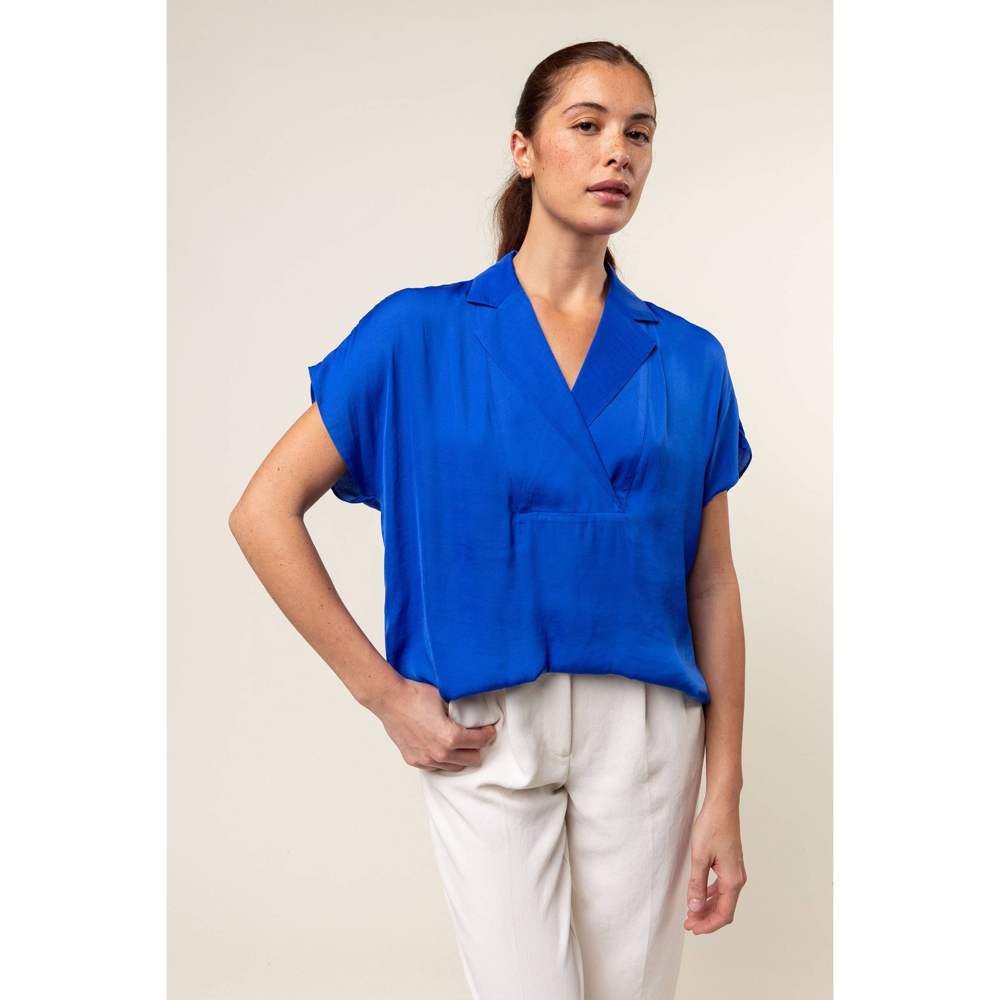 Short Sleeve Convertible Collar Blouse