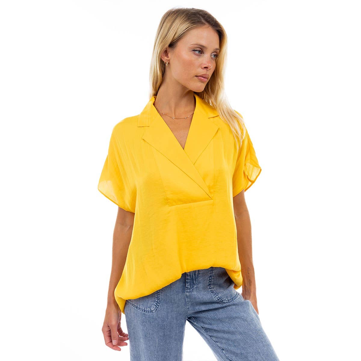 Short Sleeve Convertible Collar Blouse