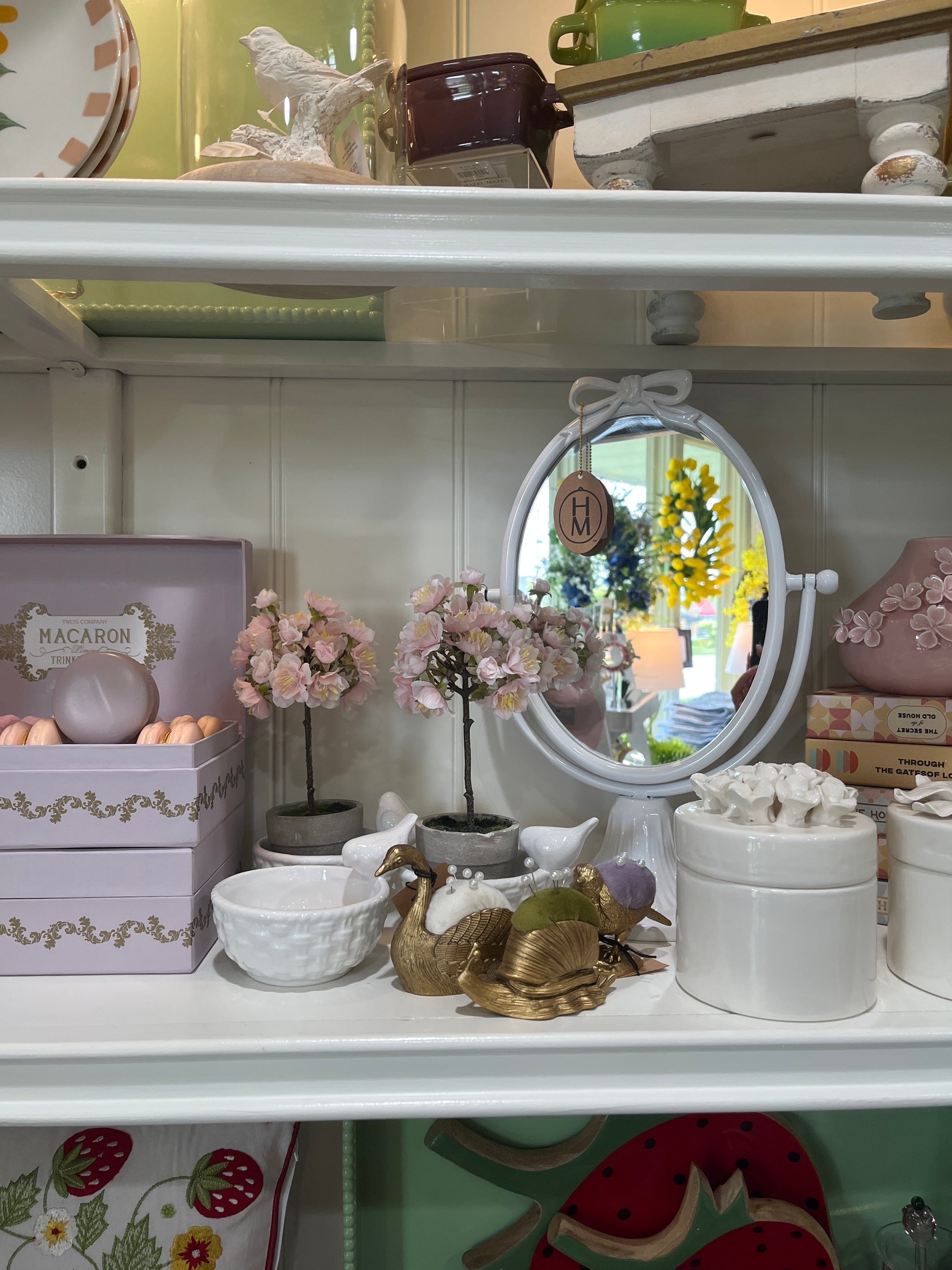 Metal Bow Mirror