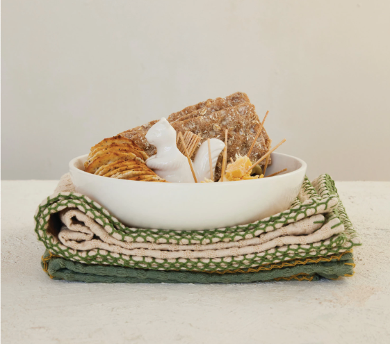 Stoneware Bowl with Squirrel