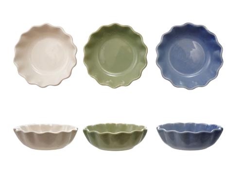 Stoneware Scalloped Bowl