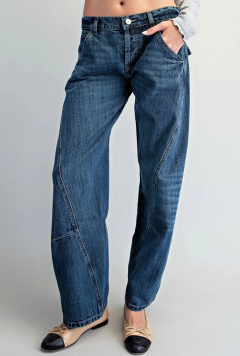 Curved Seam Barrel Jeans