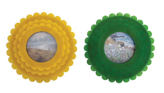 Resin Scalloped Photo Frame