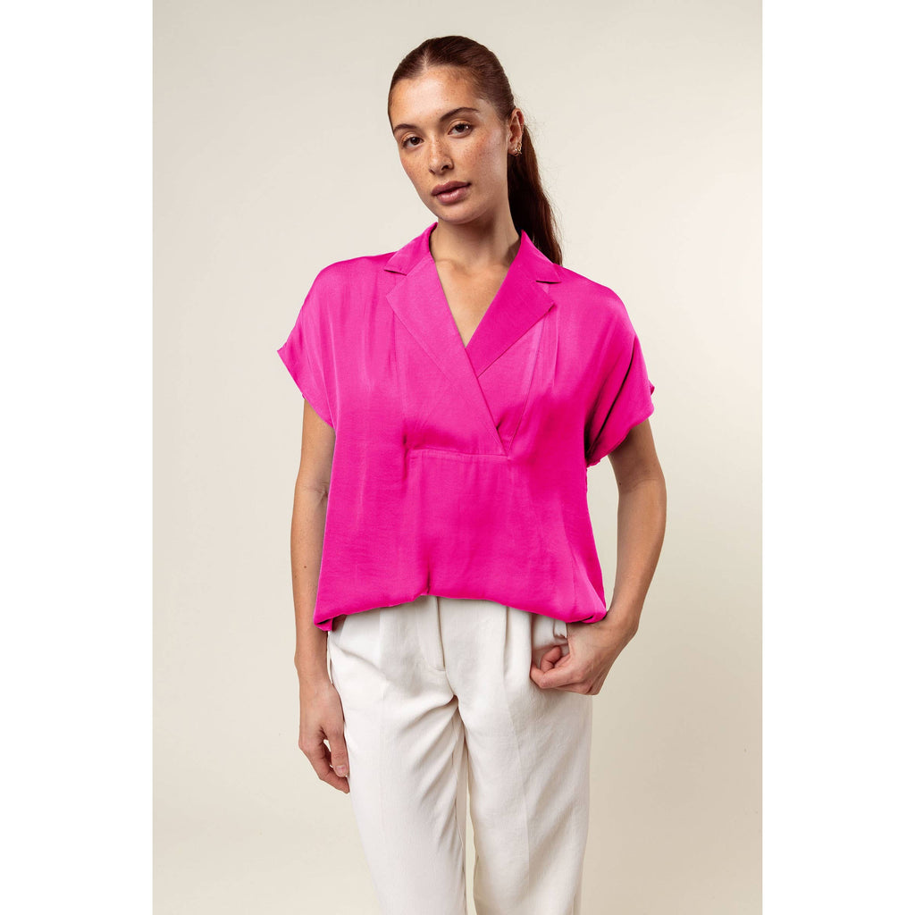 Short Sleeve Convertible Collar Blouse